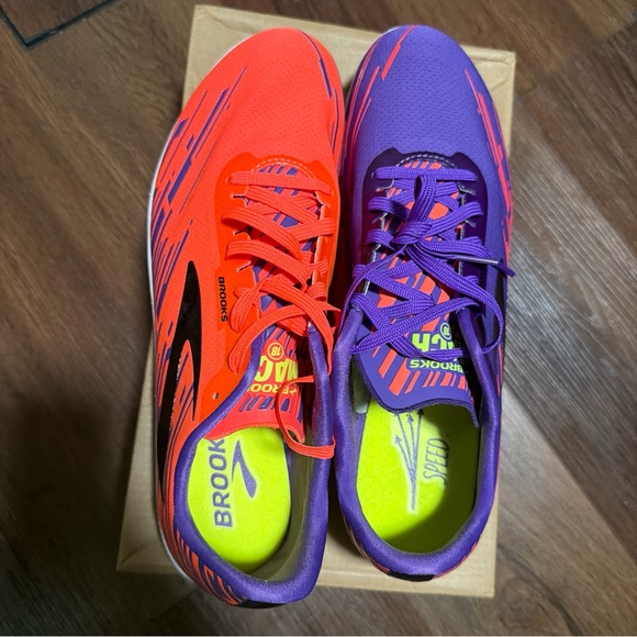 Brooks Shoes - BROOKS | Mach 18 Cross Country Spike Athletic Shoes Sz 11.5. Missing 1 Spike